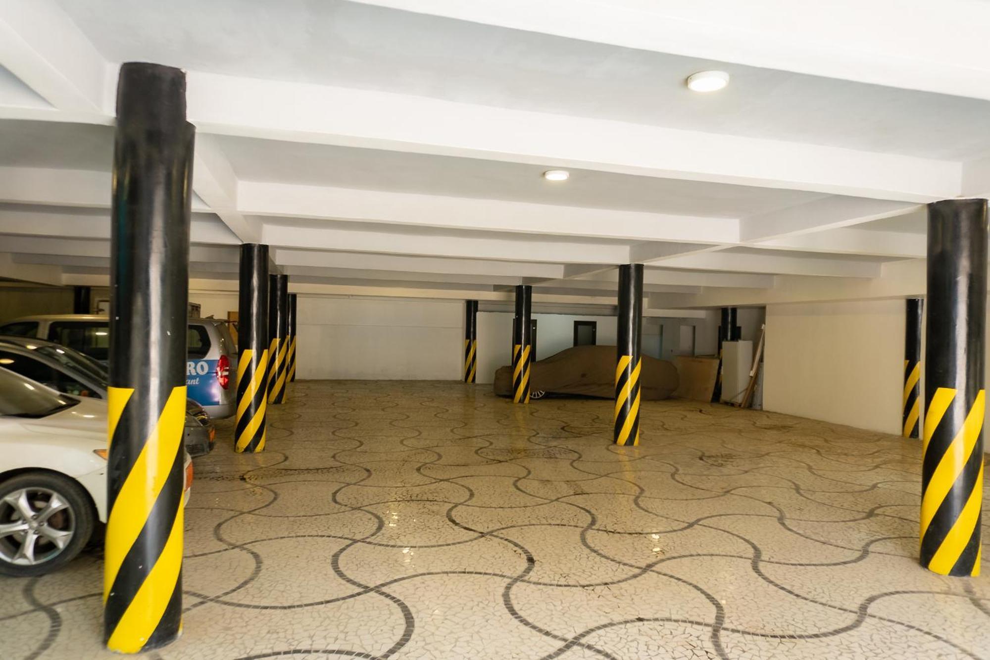 Hotel Le Figaro Douala Bagian luar foto